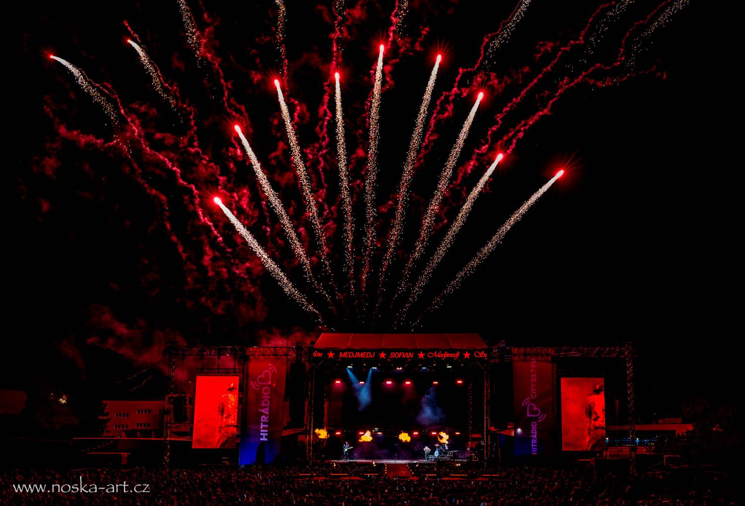 Majáles rozezněl Prahu. Vystoupili Kryštof, Sofian Medjmedj, Rybičky 48 a další