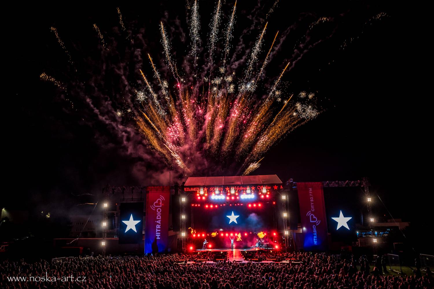 Majáles rozezněl Prahu. Vystoupili Kryštof, Sofian Medjmedj, Rybičky 48 a další