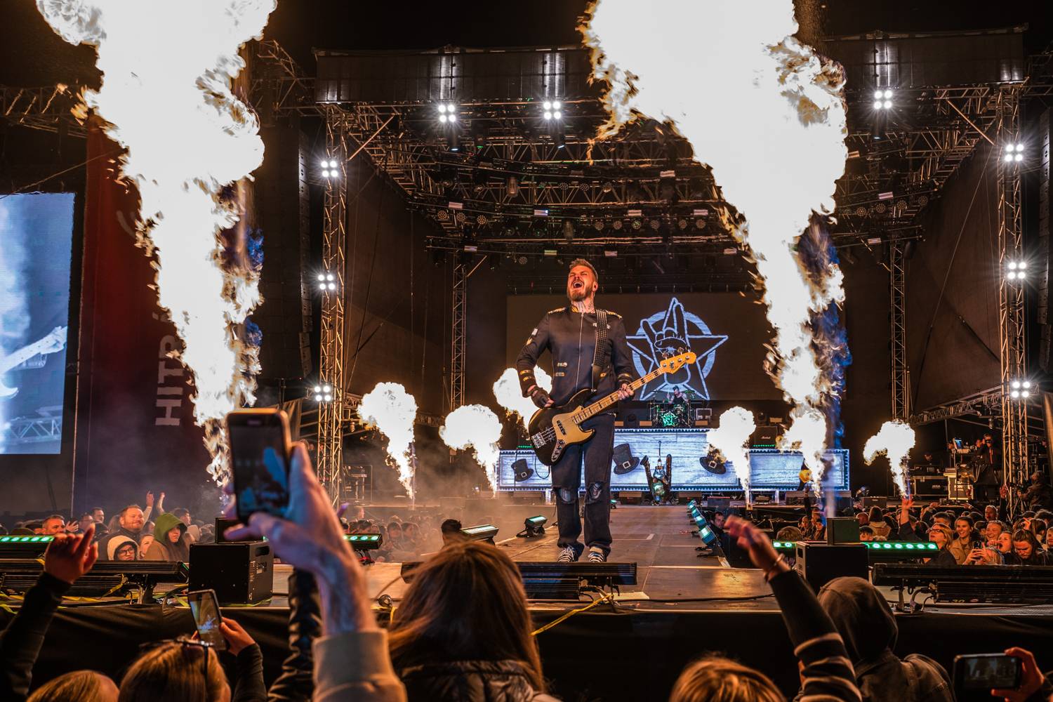 Majáles rozezněl Prahu. Vystoupili Kryštof, Sofian Medjmedj, Rybičky 48 a další