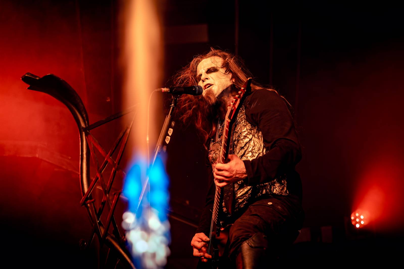 Behemoth rozpoutali v Praze peklo, rozbouřili O2 universum