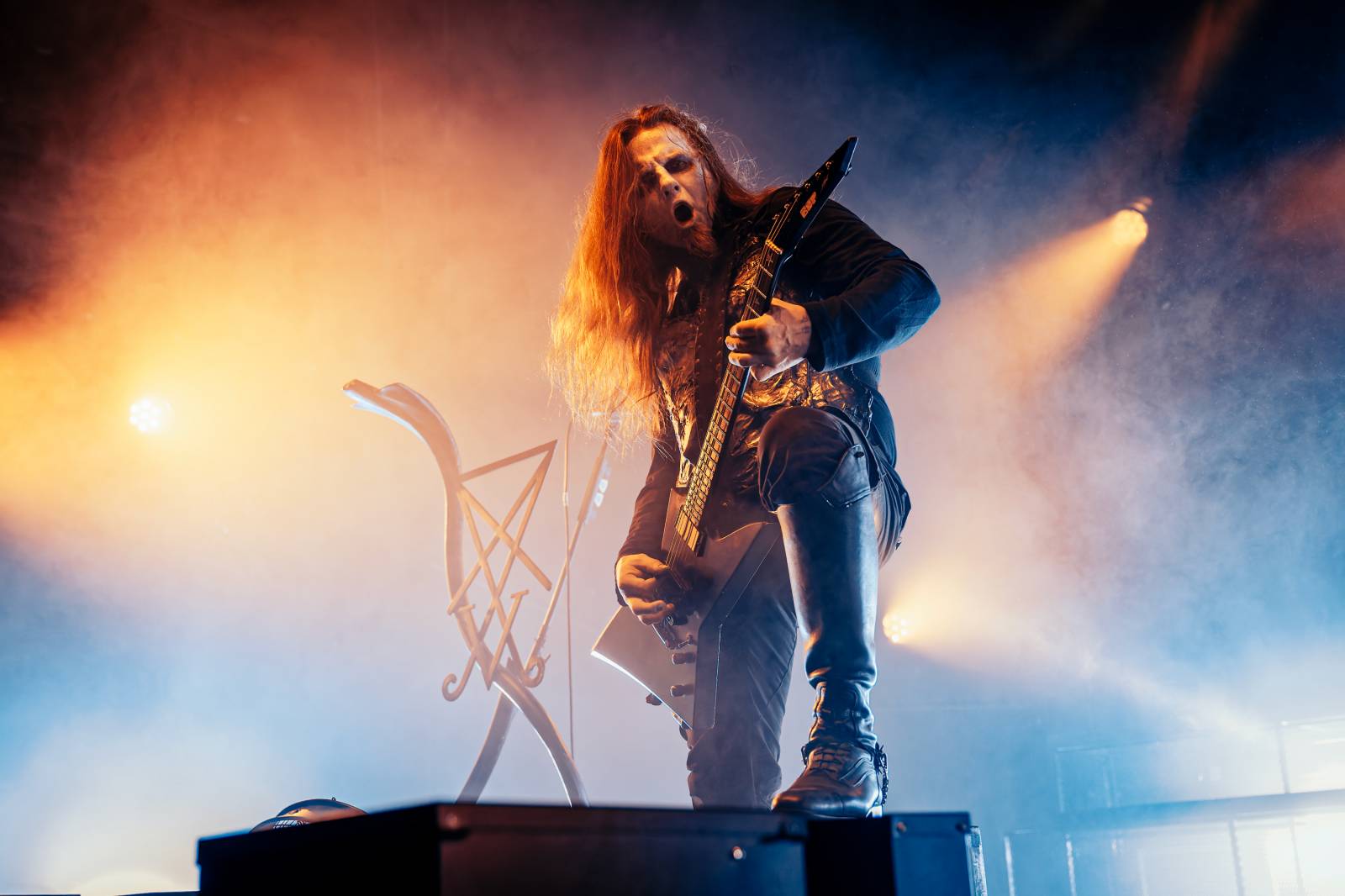 Behemoth rozpoutali v Praze peklo, rozbouřili O2 universum