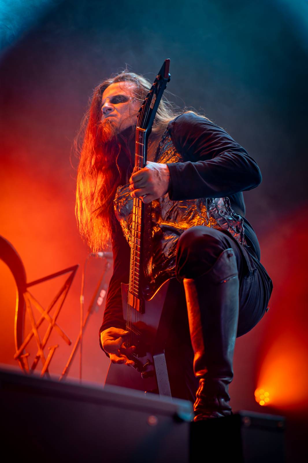 Behemoth rozpoutali v Praze peklo, rozbouřili O2 universum