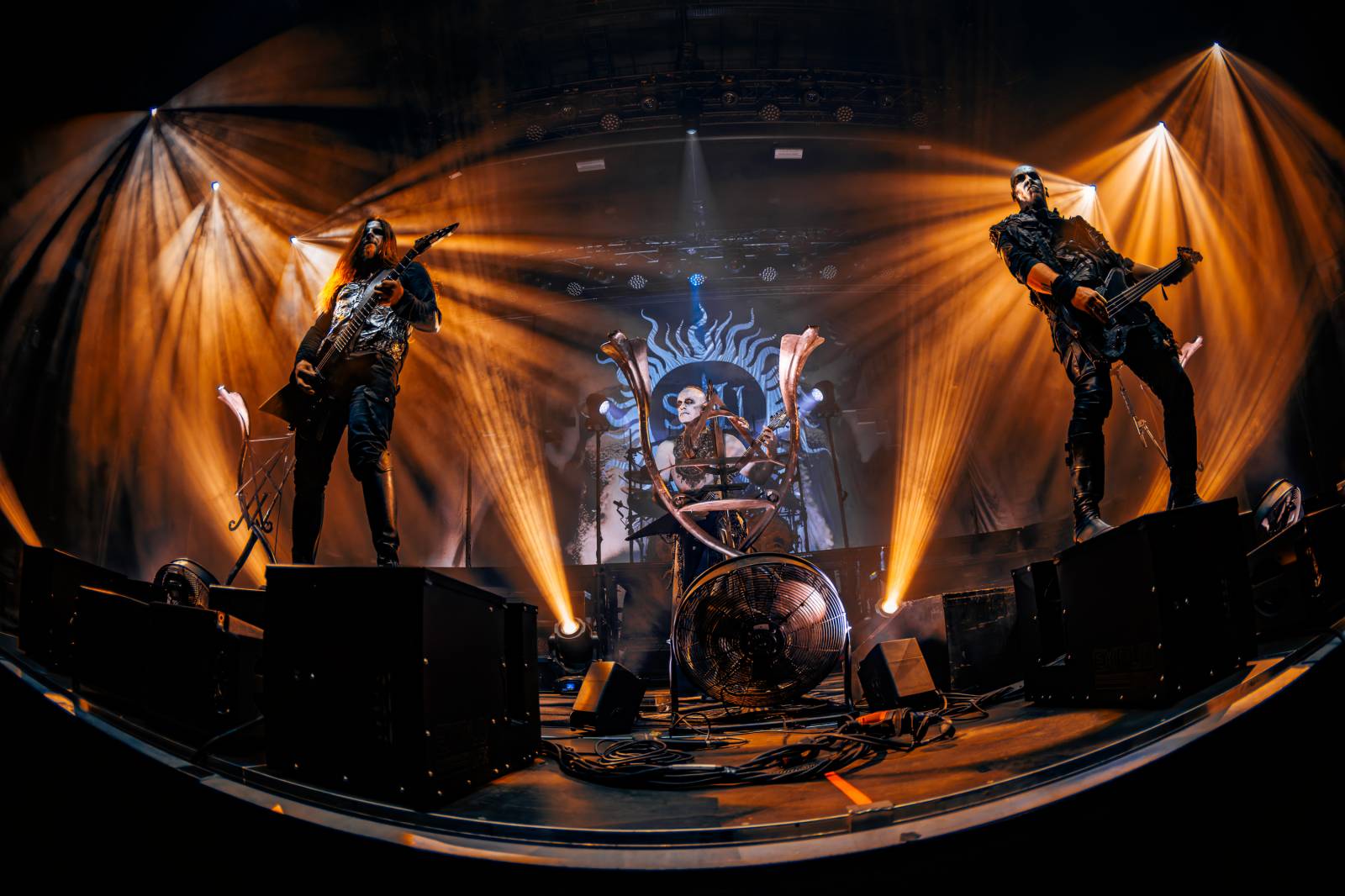 Behemoth rozpoutali v Praze peklo, rozbouřili O2 universum