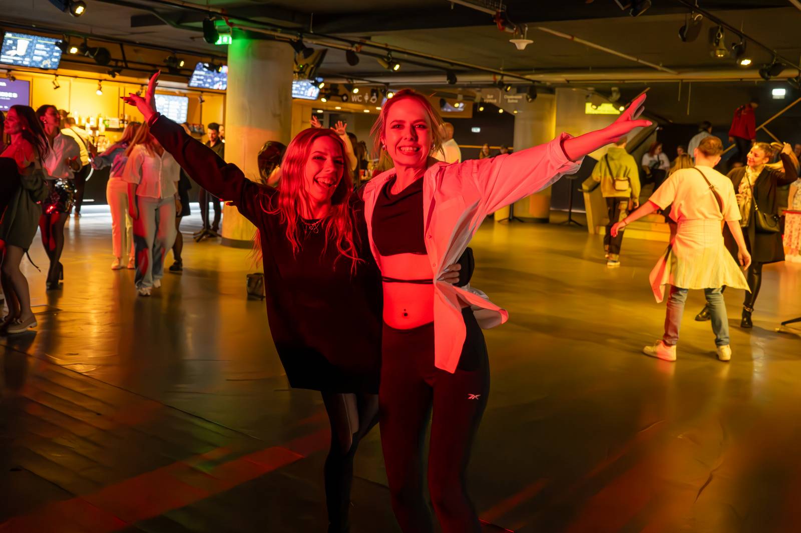 INNA roztančila Forum Karlín: Rumunská hvězda přivezla do Prahy energickou show