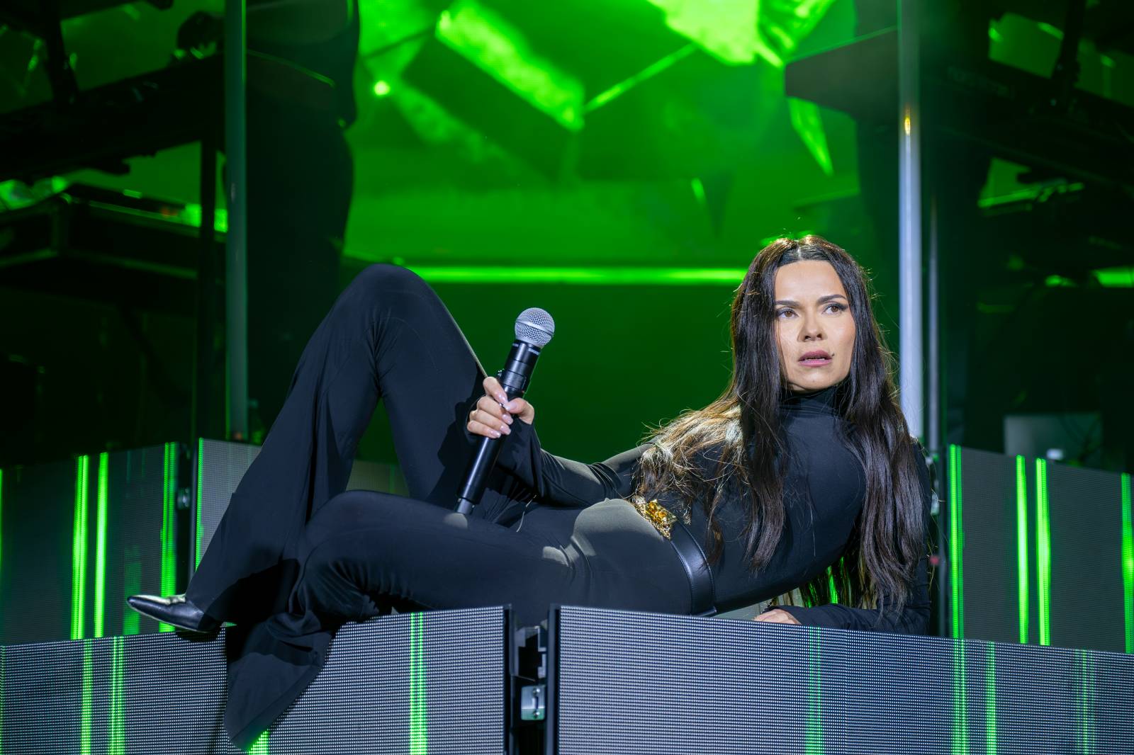 INNA roztančila Forum Karlín: Rumunská hvězda přivezla do Prahy energickou show