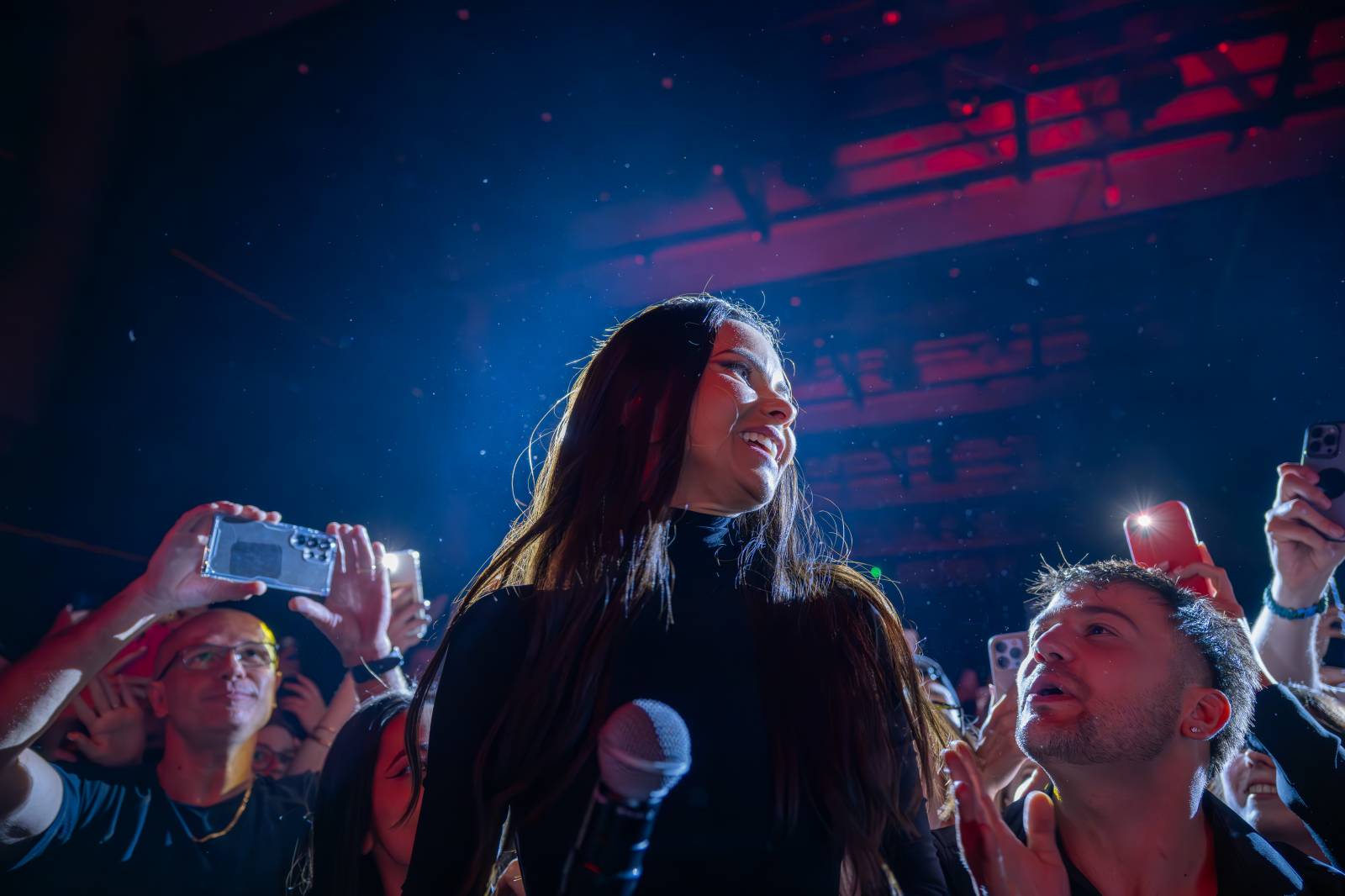 INNA roztančila Forum Karlín: Rumunská hvězda přivezla do Prahy energickou show