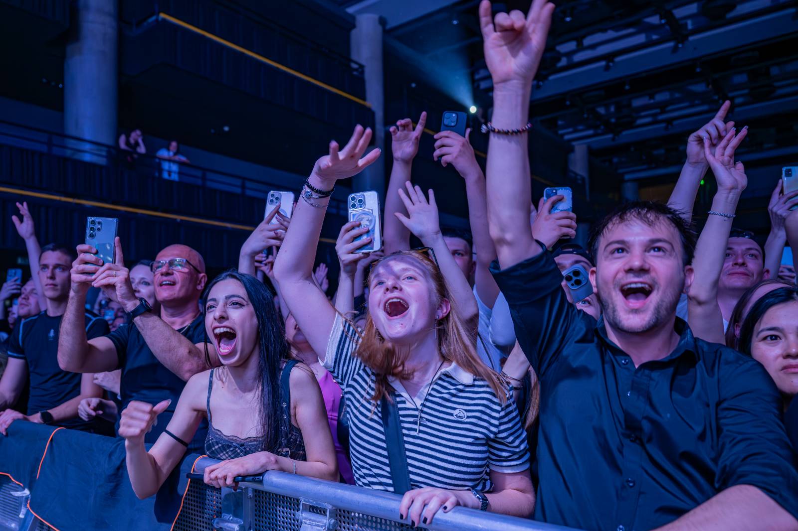 INNA roztančila Forum Karlín: Rumunská hvězda přivezla do Prahy energickou show