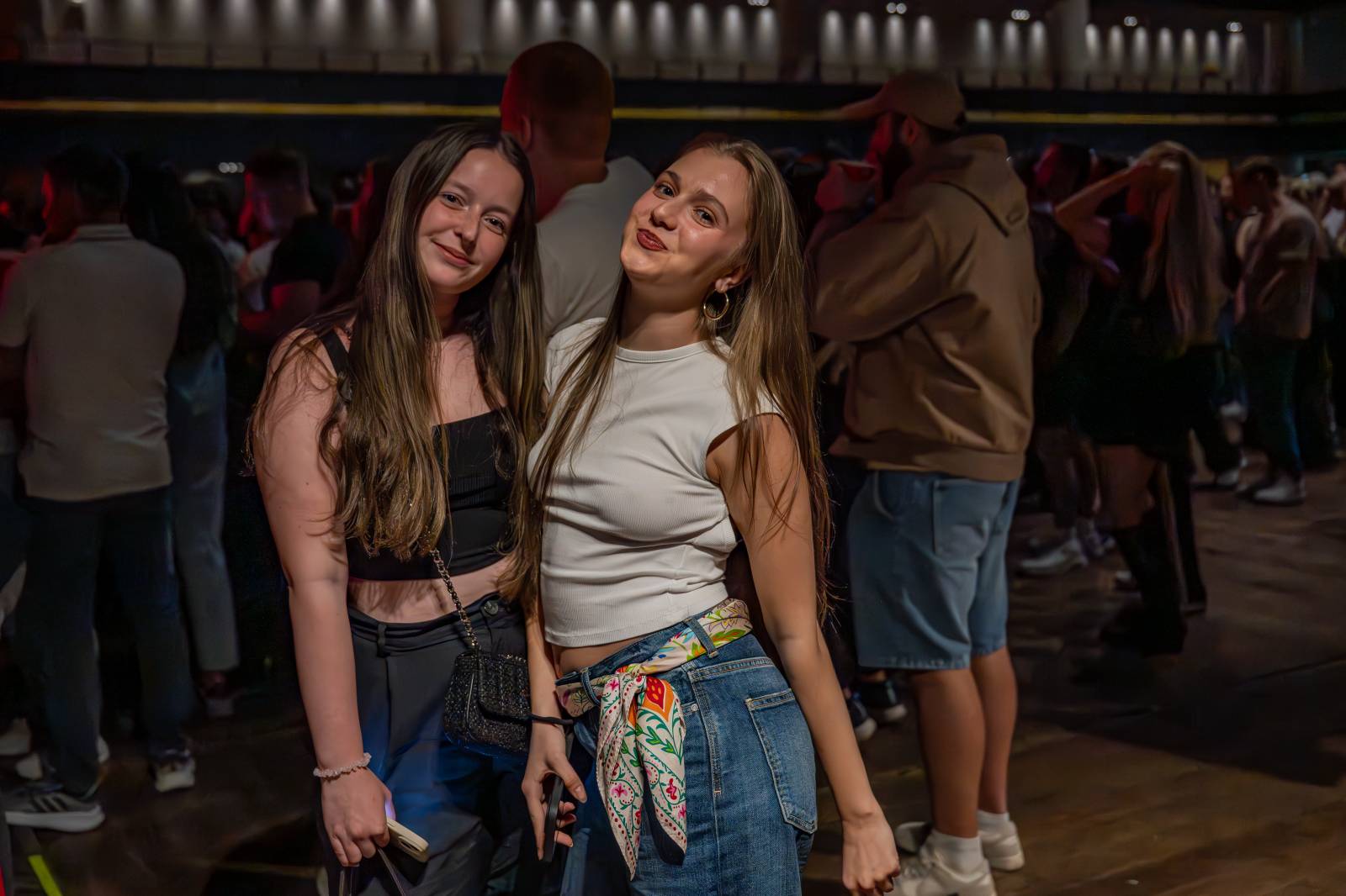 INNA roztančila Forum Karlín: Rumunská hvězda přivezla do Prahy energickou show