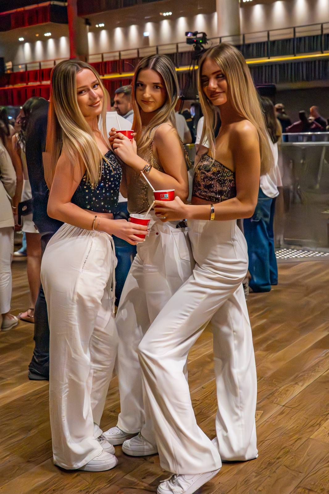 INNA roztančila Forum Karlín: Rumunská hvězda přivezla do Prahy energickou show