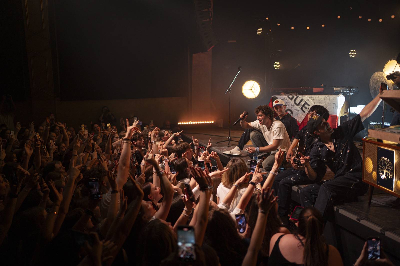 Mark Ambor poprvé v Praze. Publikum ho dojalo k slzám