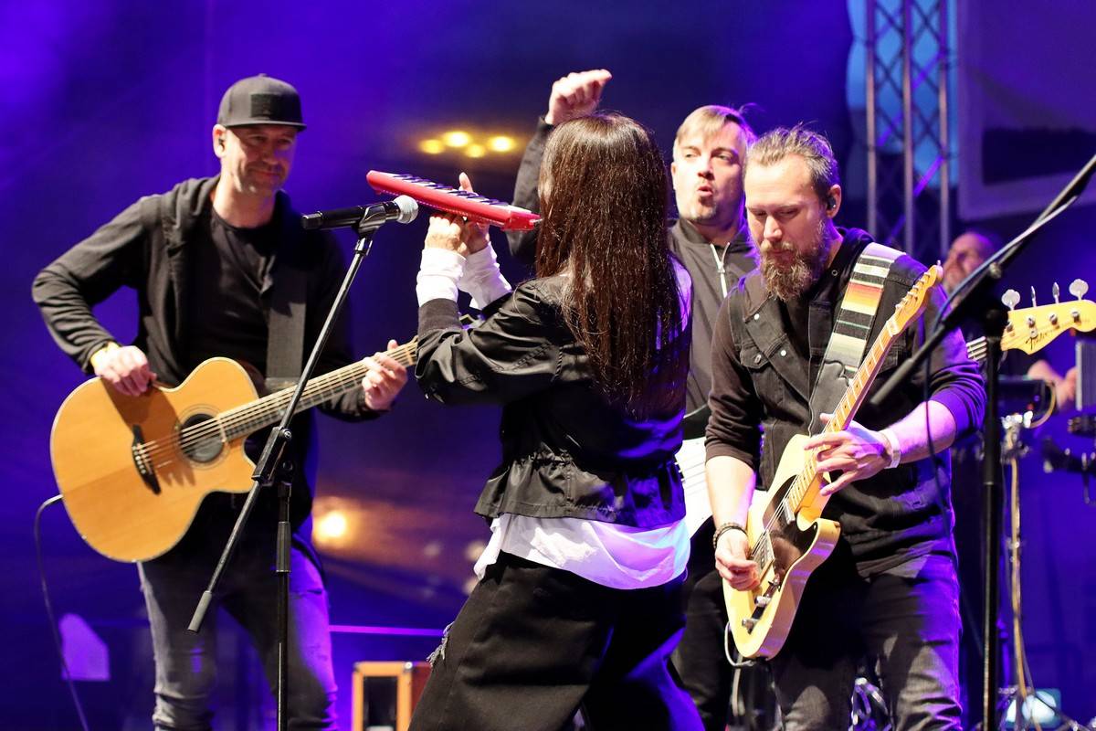 Anna K., Igor Orozovič, November 2nd a další slavili v Plzni osmdesát let svobody