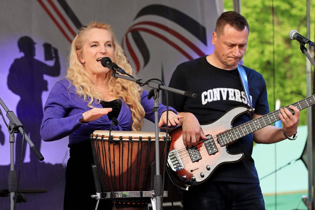 Anna K., Igor Orozovič, November 2nd a další slavili v Plzni osmdesát let svobody