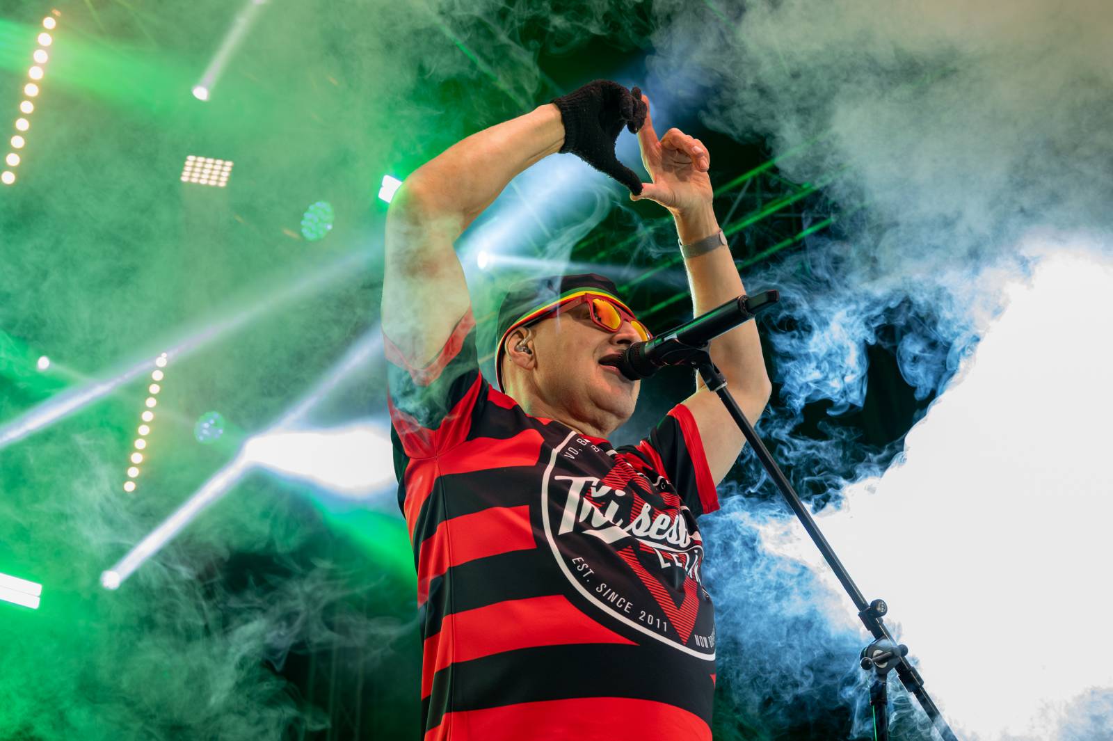 Tři sestry rozezpívaly Pardubice, zahrály v areálu bývalého pivovaru