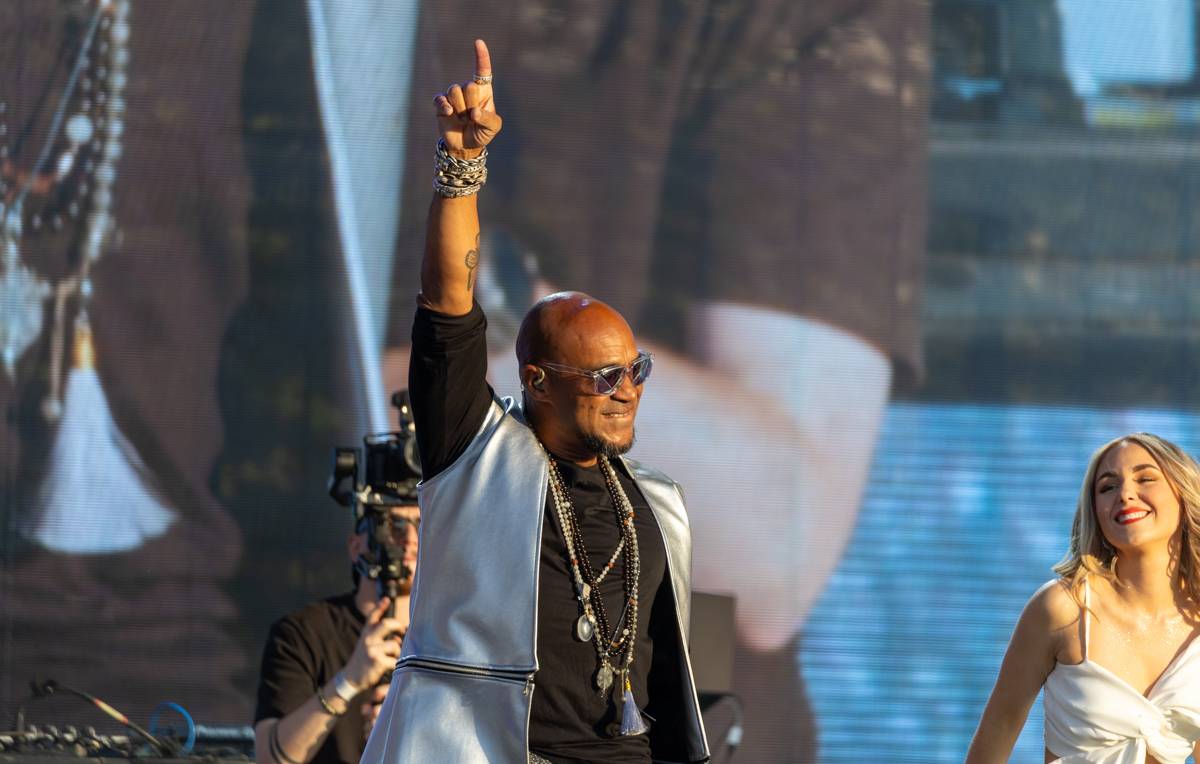 Praha se vrátila do devadesátek. Na pódiu se vystřídali O-Zone, Fun Factory, Masterboy, Rozalla i Bomfunk MC's