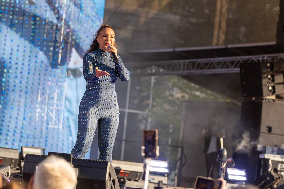 Praha se vrátila do devadesátek. Na pódiu se vystřídali O-Zone, Fun Factory, Masterboy, Rozalla i Bomfunk MC's