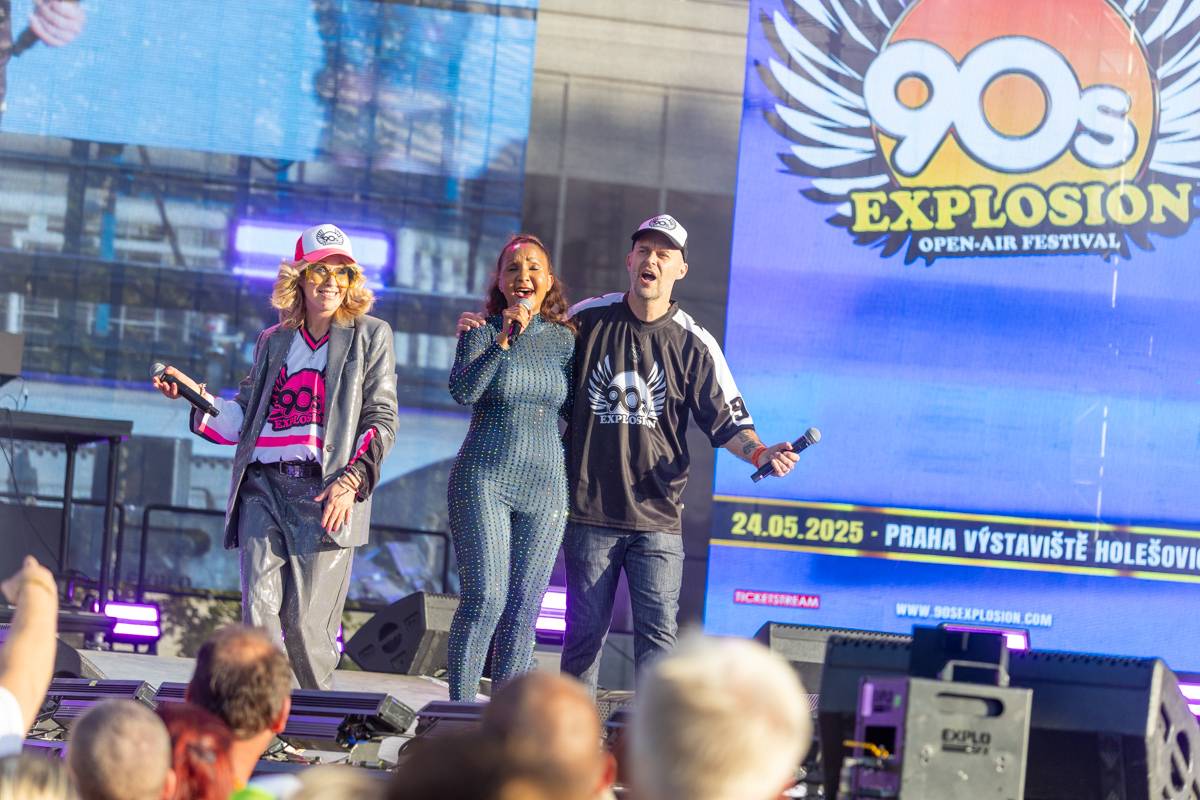 Praha se vrátila do devadesátek. Na pódiu se vystřídali O-Zone, Fun Factory, Masterboy, Rozalla i Bomfunk MC's