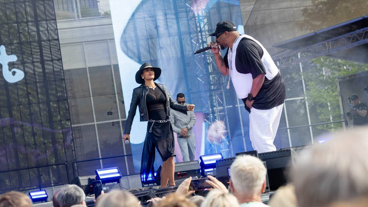 Praha se vrátila do devadesátek. Na pódiu se vystřídali O-Zone, Fun Factory, Masterboy, Rozalla i Bomfunk MC's