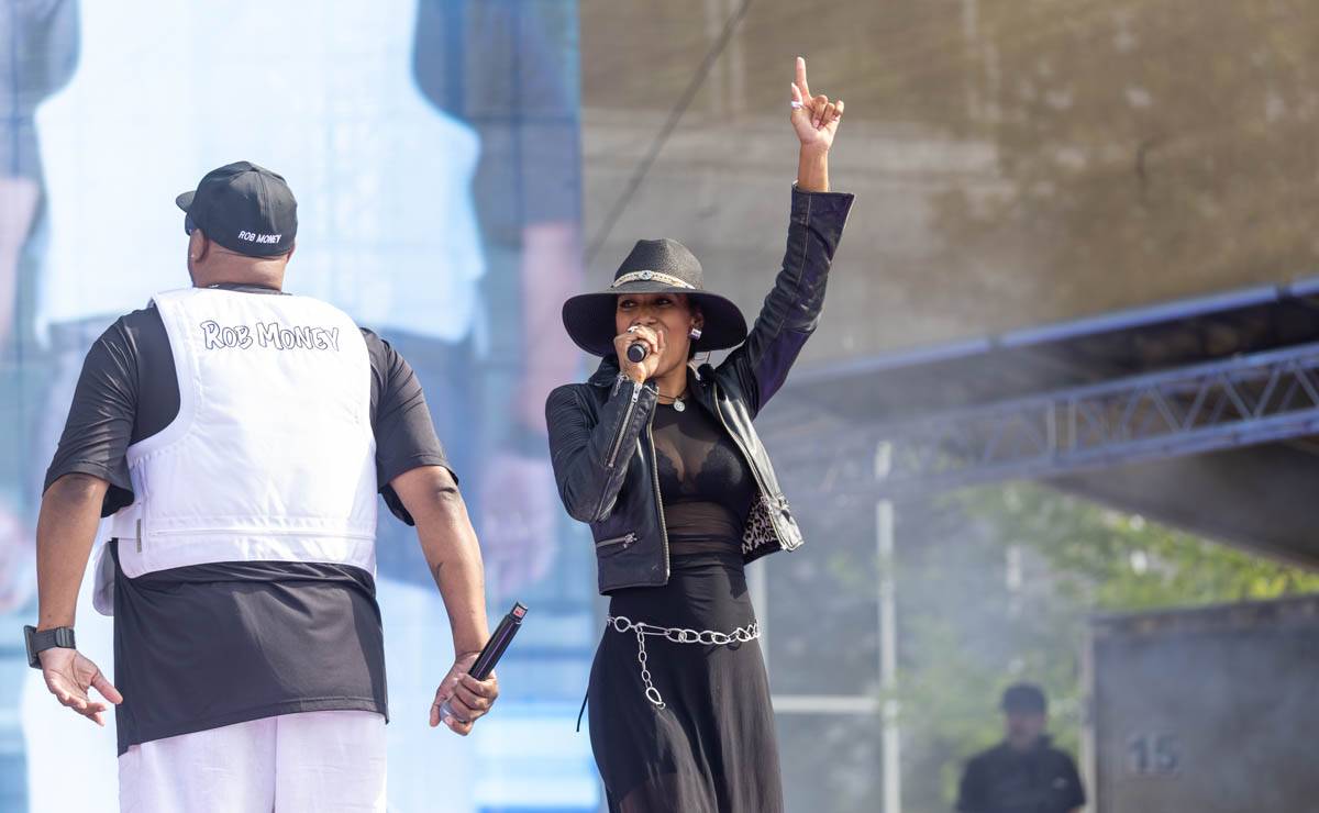 Praha se vrátila do devadesátek. Na pódiu se vystřídali O-Zone, Fun Factory, Masterboy, Rozalla i Bomfunk MC's