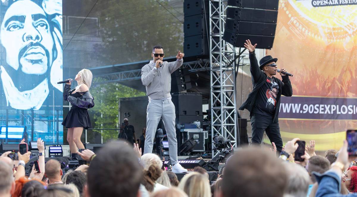 Praha se vrátila do devadesátek. Na pódiu se vystřídali O-Zone, Fun Factory, Masterboy, Rozalla i Bomfunk MC's