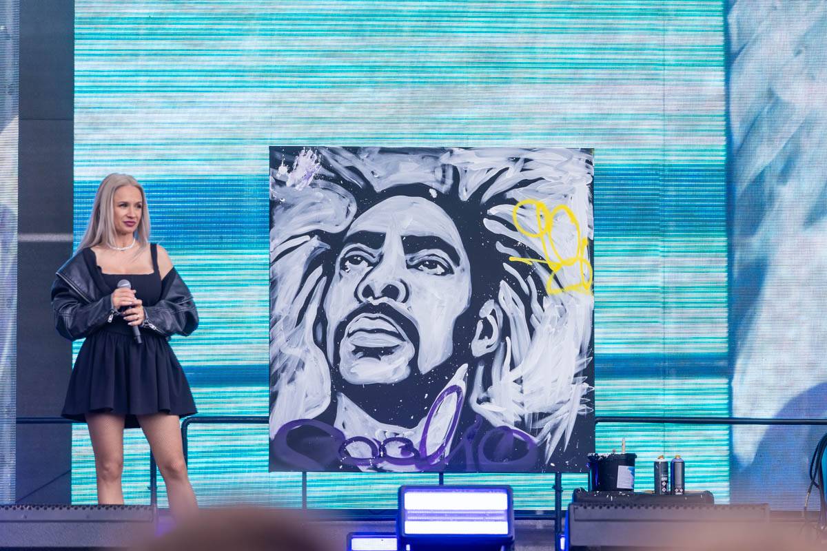 Praha se vrátila do devadesátek. Na pódiu se vystřídali O-Zone, Fun Factory, Masterboy, Rozalla i Bomfunk MC's