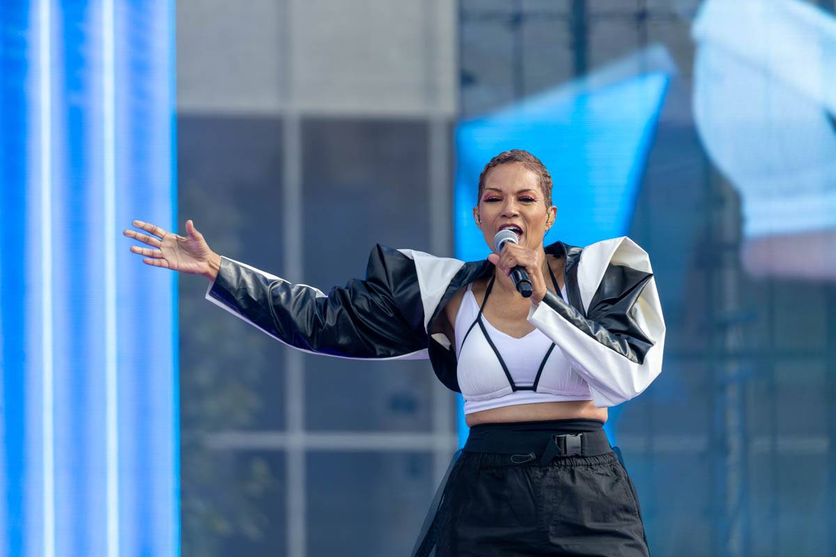 Praha se vrátila do devadesátek. Na pódiu se vystřídali O-Zone, Fun Factory, Masterboy, Rozalla i Bomfunk MC's