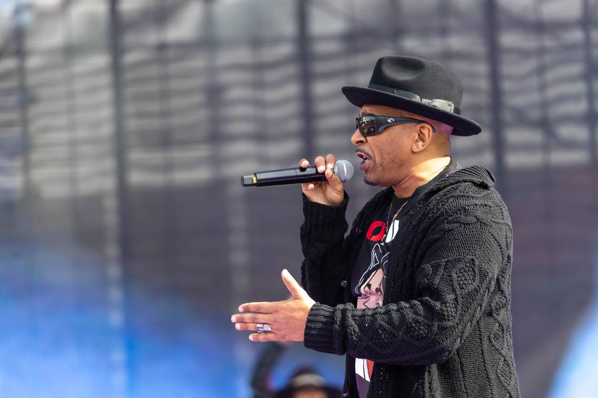 Praha se vrátila do devadesátek. Na pódiu se vystřídali O-Zone, Fun Factory, Masterboy, Rozalla i Bomfunk MC's