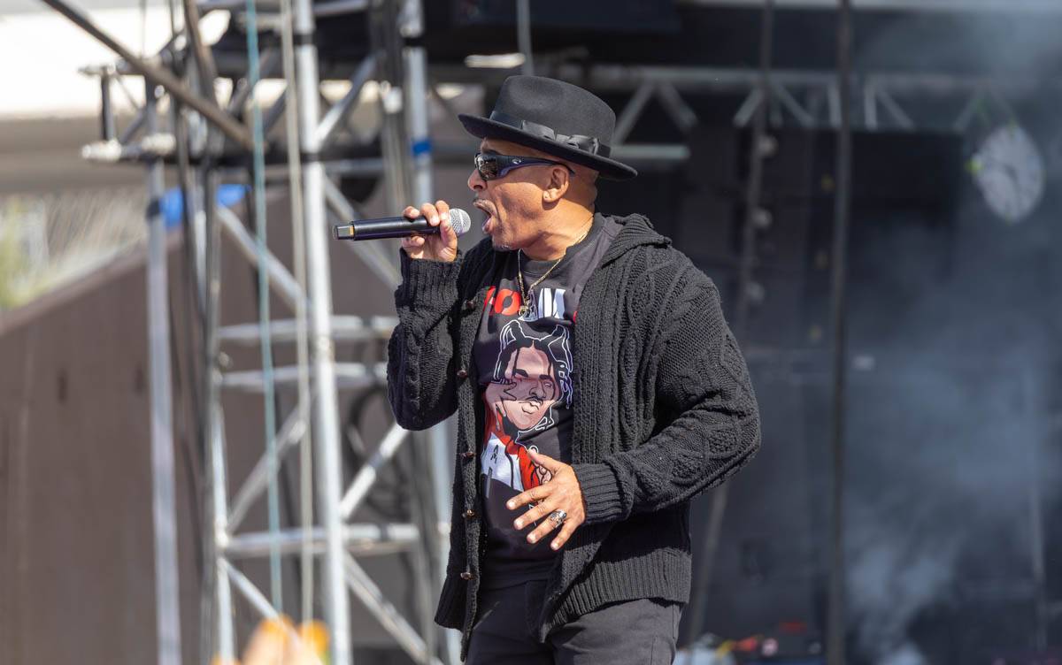 Praha se vrátila do devadesátek. Na pódiu se vystřídali O-Zone, Fun Factory, Masterboy, Rozalla i Bomfunk MC's