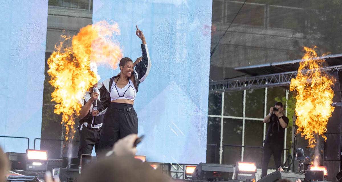 Praha se vrátila do devadesátek. Na pódiu se vystřídali O-Zone, Fun Factory, Masterboy, Rozalla i Bomfunk MC's