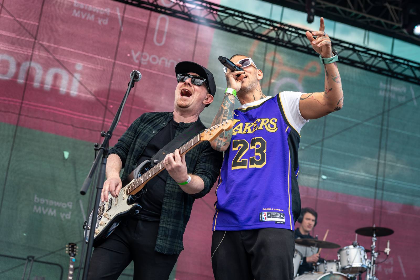 Mezi ploty, den první: Energičtí Skyline, okouzlující Tereza Balonová i legenda Richard Müller