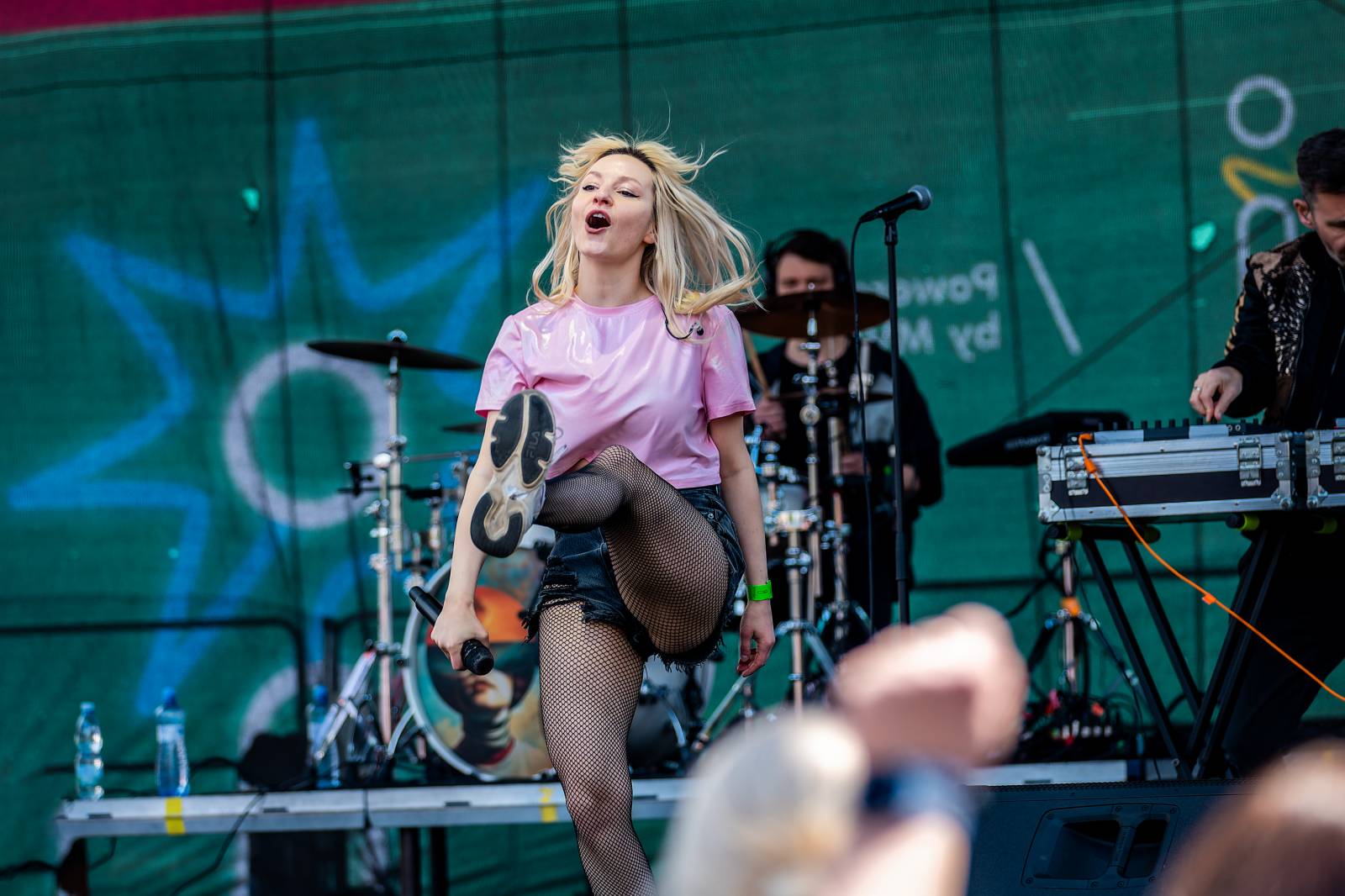 Mezi ploty, den první: Energičtí Skyline, okouzlující Tereza Balonová i legenda Richard Müller