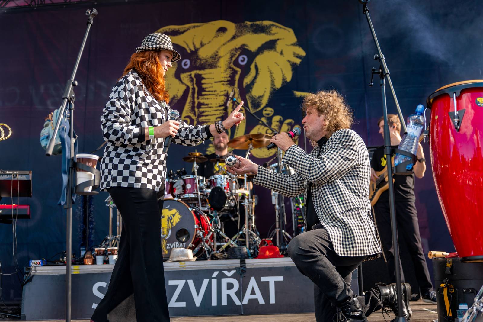 Mezi ploty, den první: Energičtí Skyline, okouzlující Tereza Balonová i legenda Richard Müller