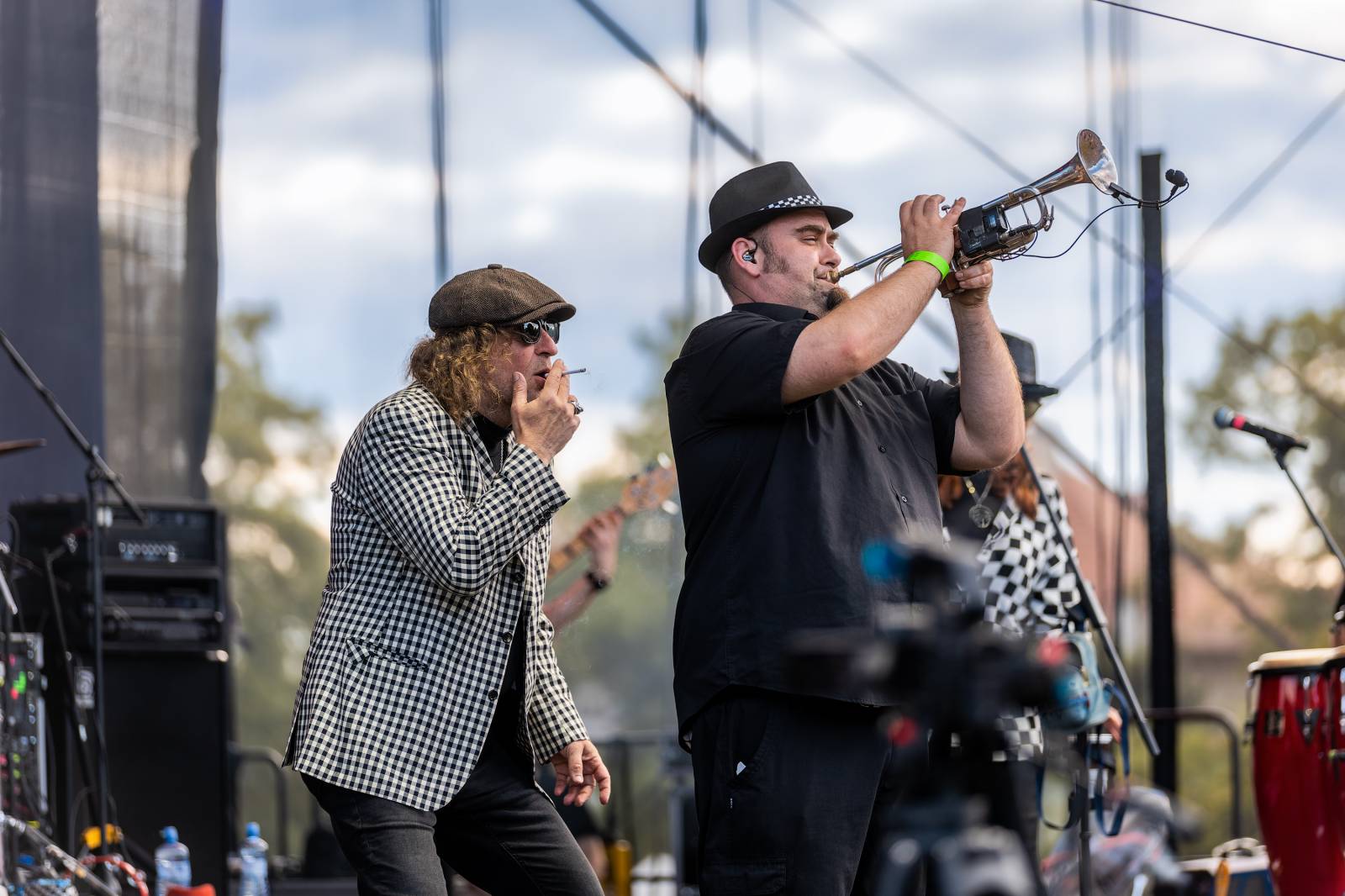 Mezi ploty, den první: Energičtí Skyline, okouzlující Tereza Balonová i legenda Richard Müller