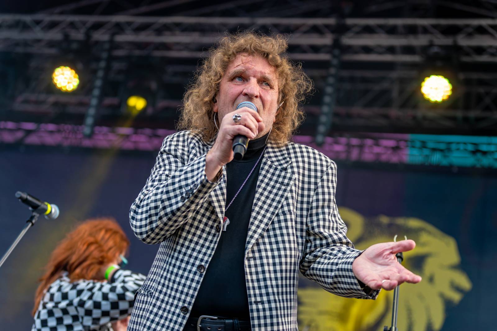 Mezi ploty, den první: Energičtí Skyline, okouzlující Tereza Balonová i legenda Richard Müller