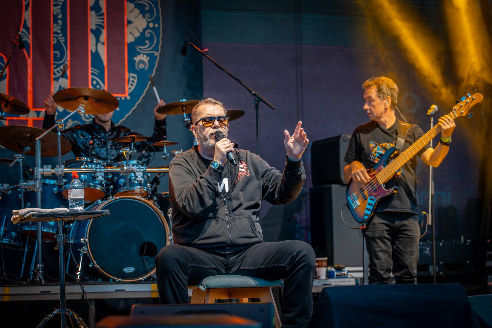 Mezi ploty, den první: Energičtí Skyline, okouzlující Tereza Balonová i legenda Richard Müller