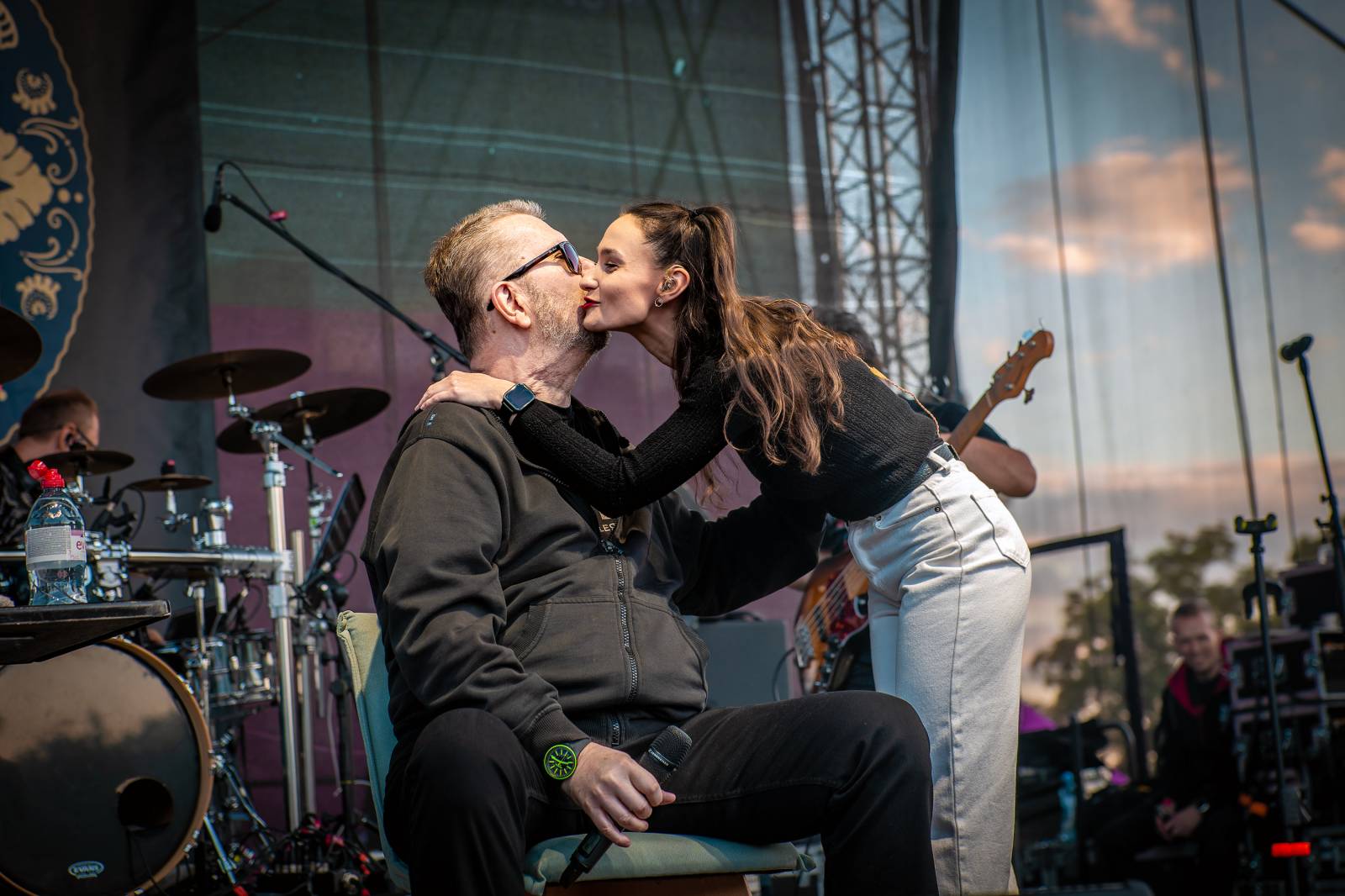 Mezi ploty, den první: Energičtí Skyline, okouzlující Tereza Balonová i legenda Richard Müller