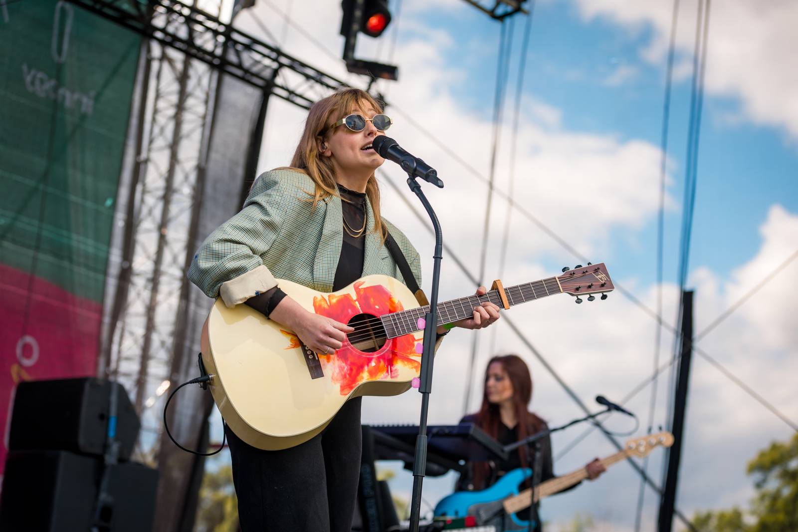 Mezi ploty, den první: Energičtí Skyline, okouzlující Tereza Balonová i legenda Richard Müller
