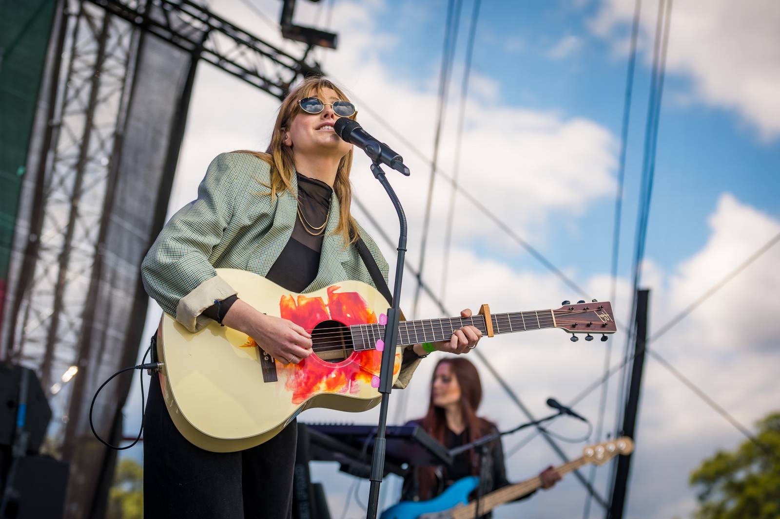 Mezi ploty, den první: Energičtí Skyline, okouzlující Tereza Balonová i legenda Richard Müller