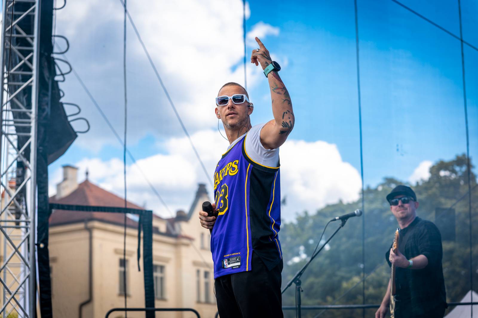 Mezi ploty, den první: Energičtí Skyline, okouzlující Tereza Balonová i legenda Richard Müller