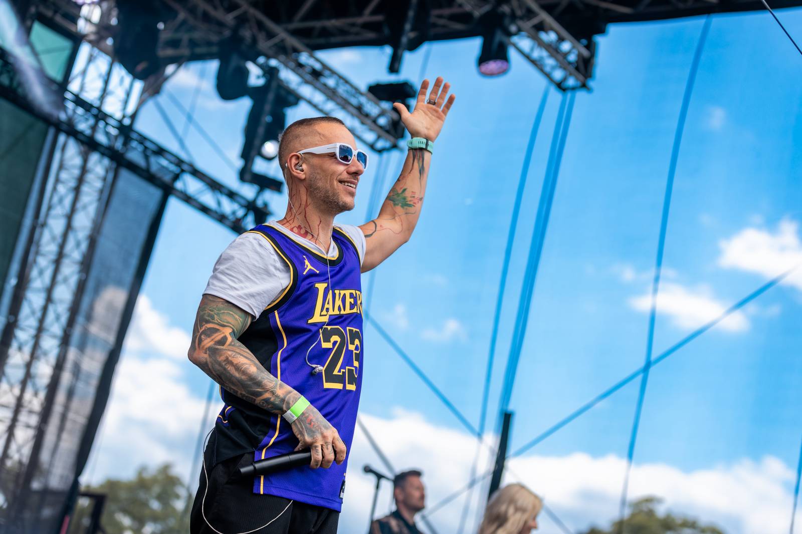 Mezi ploty, den první: Energičtí Skyline, okouzlující Tereza Balonová i legenda Richard Müller