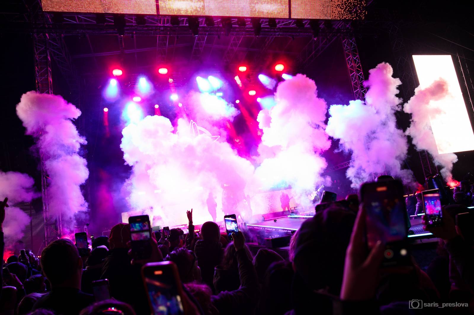 Rybičky 48 vyprodaly megakoncerty v Kutné Hoře. Zahráli Tomáš Klus, Vypsaná fiXa, Holki, Civilní obrana i Street69