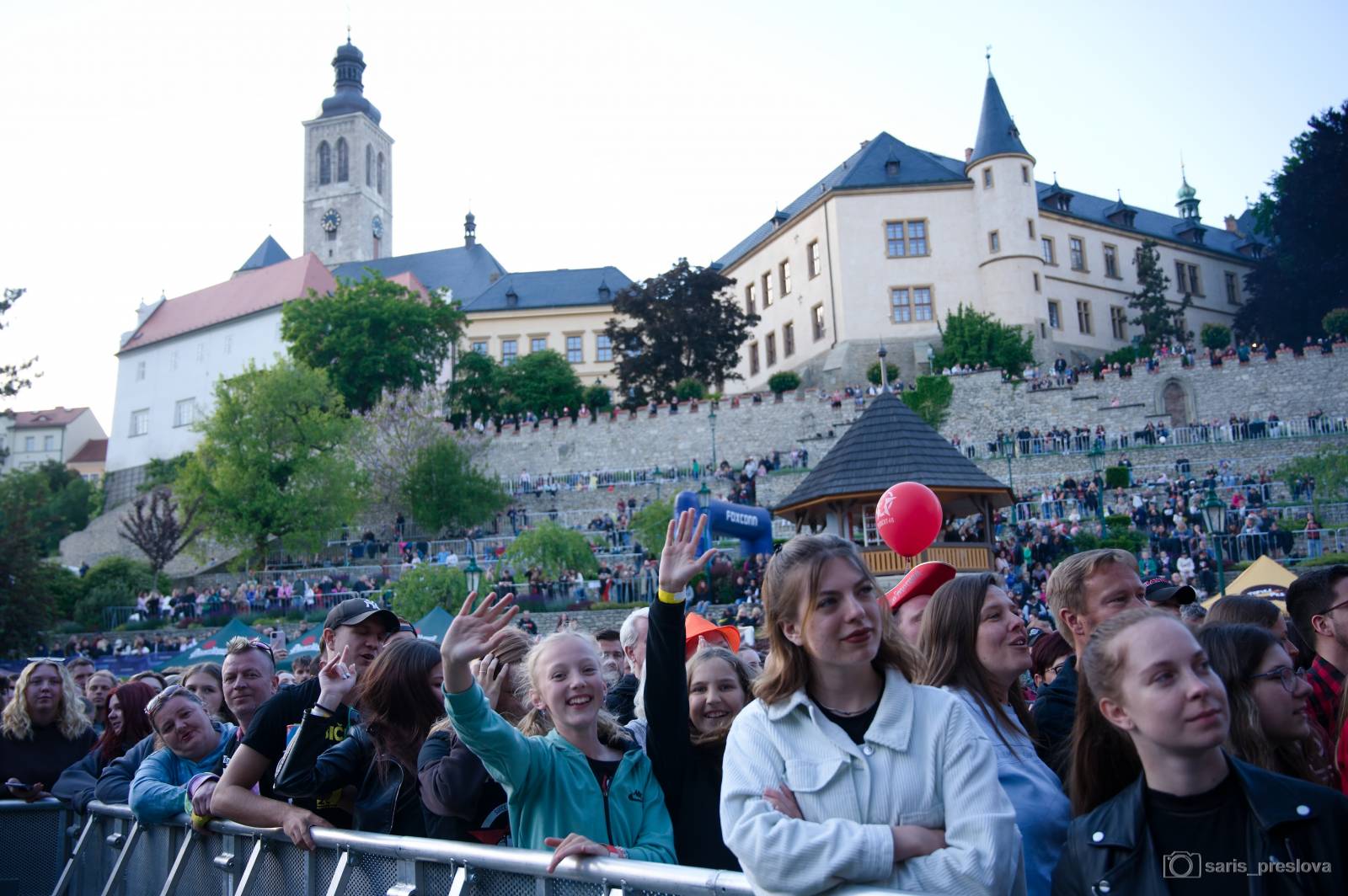 Rybičky 48 vyprodaly megakoncerty v Kutné Hoře. Zahráli Tomáš Klus, Vypsaná fiXa, Holki, Civilní obrana i Street69