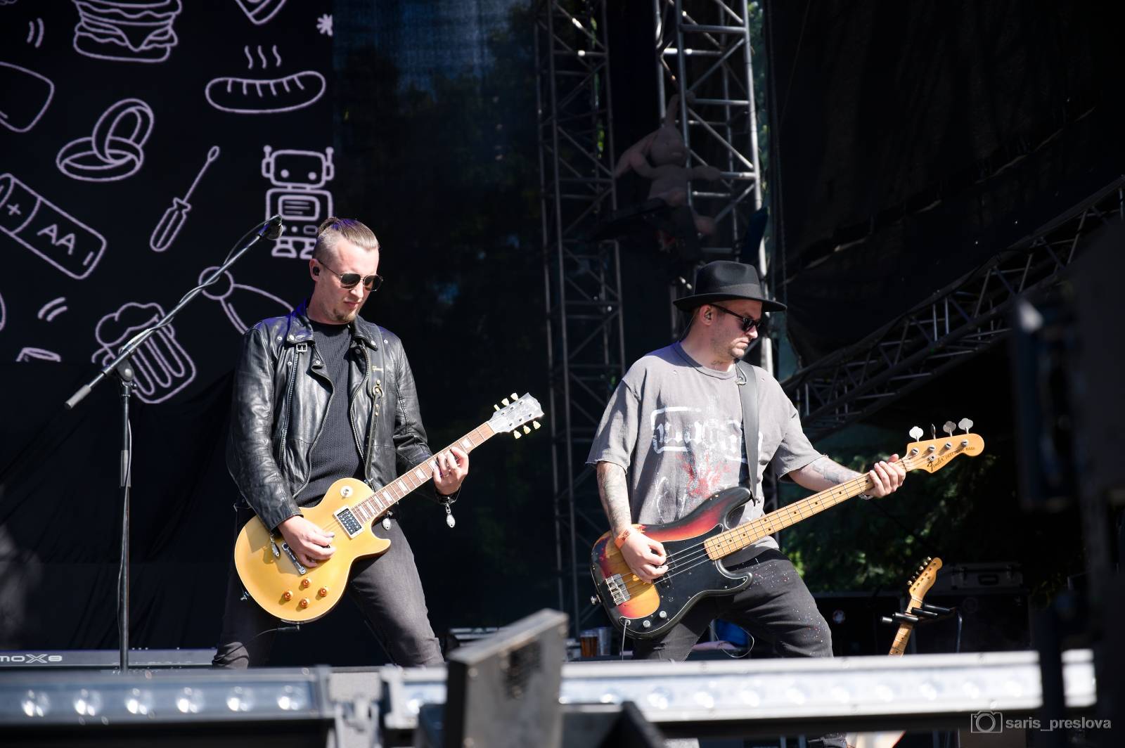 Rybičky 48 vyprodaly megakoncerty v Kutné Hoře. Zahráli Tomáš Klus, Vypsaná fiXa, Holki, Civilní obrana i Street69