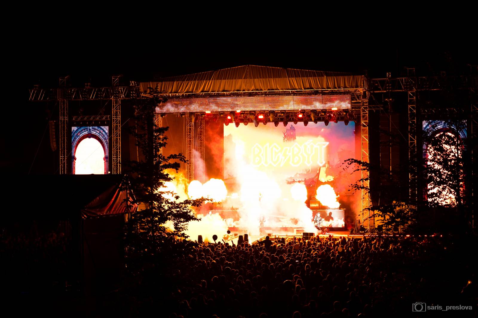 Rybičky 48 vyprodaly megakoncerty v Kutné Hoře. Zahráli Tomáš Klus, Vypsaná fiXa, Holki, Civilní obrana i Street69