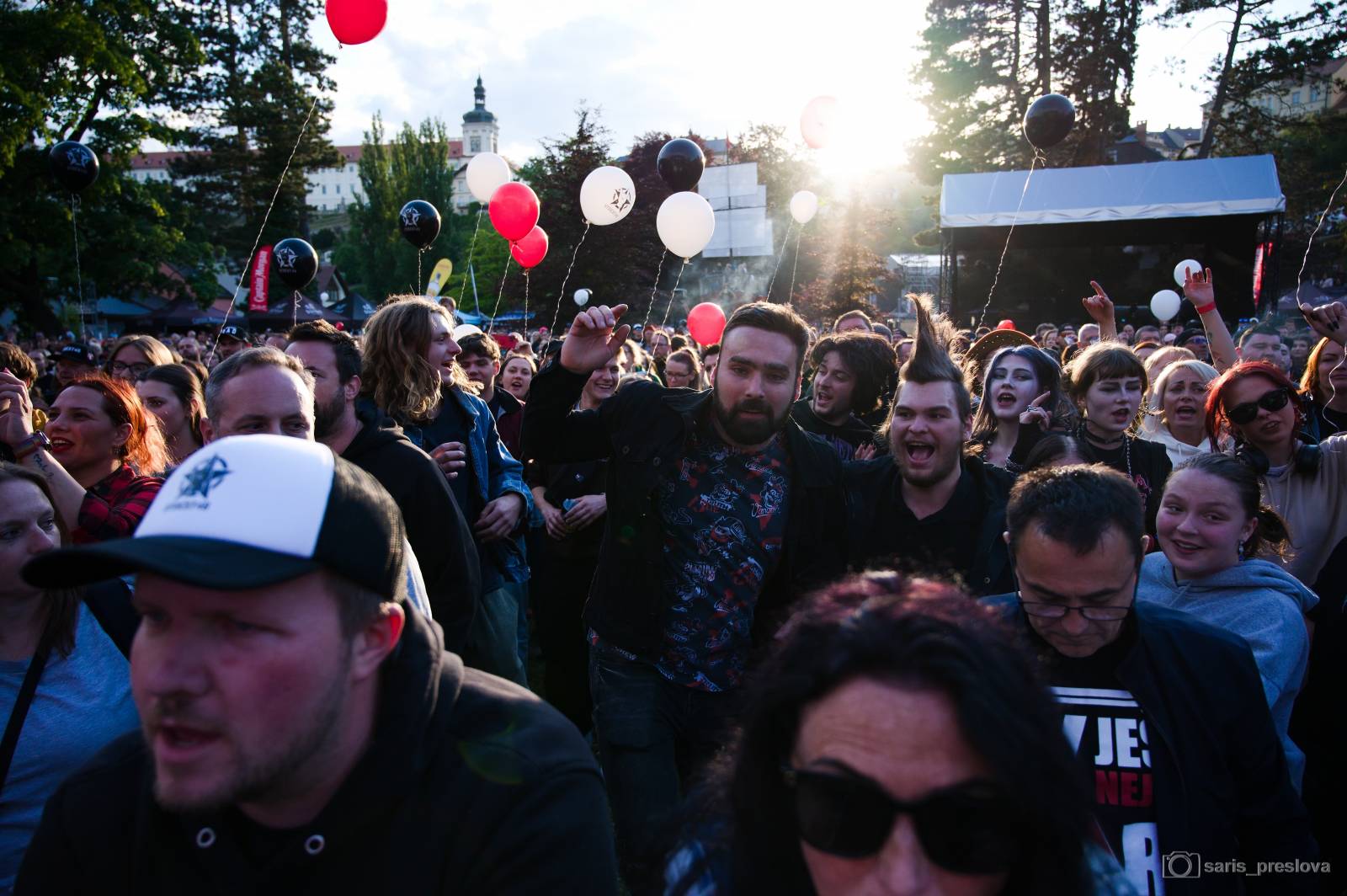 Rybičky 48 vyprodaly megakoncerty v Kutné Hoře. Zahráli Tomáš Klus, Vypsaná fiXa, Holki, Civilní obrana i Street69