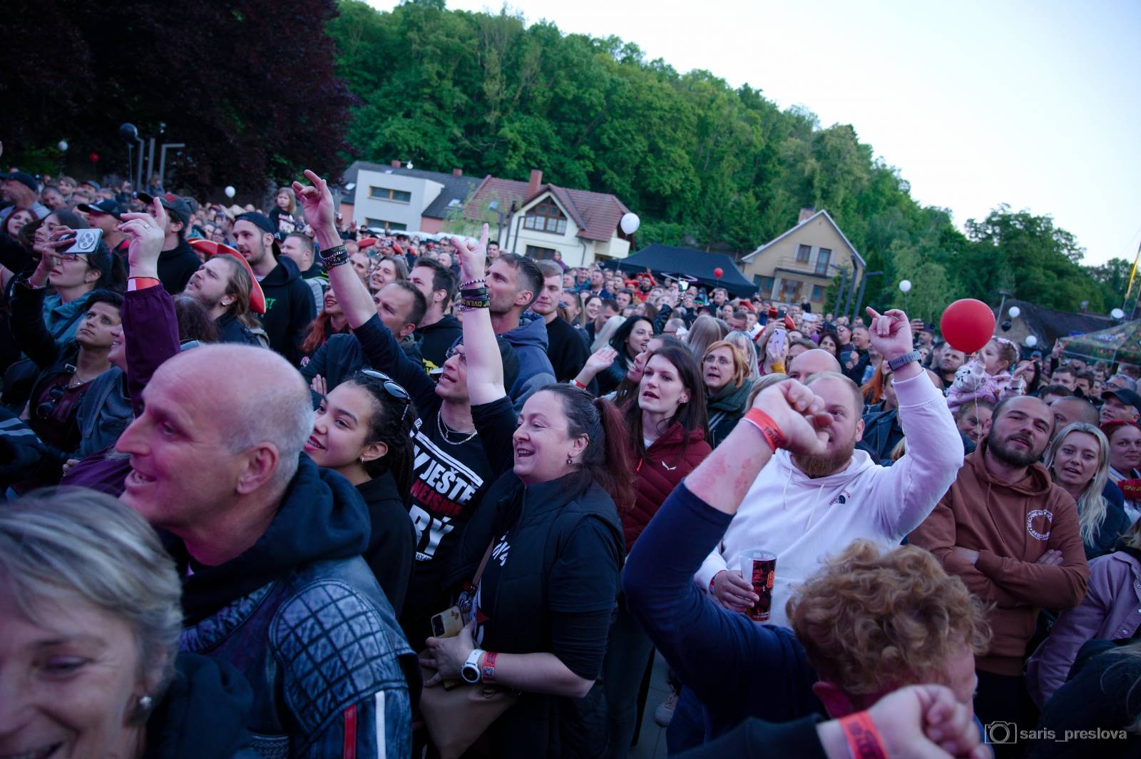Rybičky 48 vyprodaly megakoncerty v Kutné Hoře. Zahráli Tomáš Klus, Vypsaná fiXa, Holki, Civilní obrana i Street69