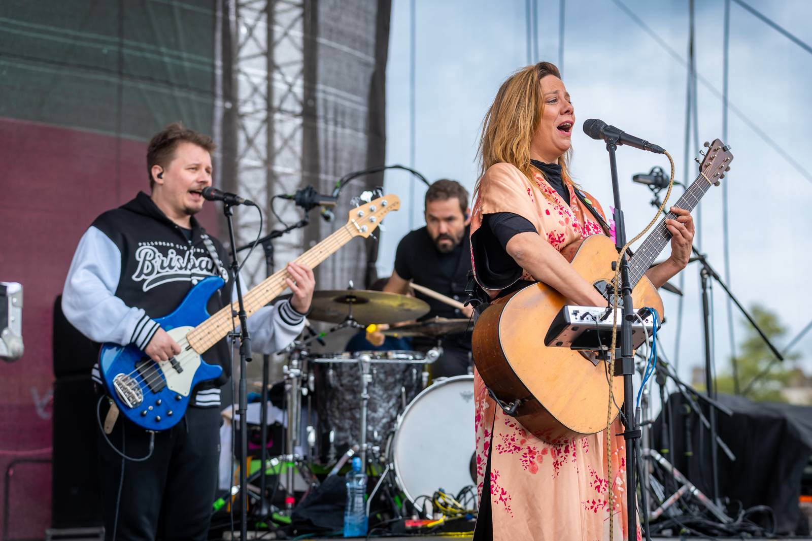 Mezi ploty, den druhý: Ani déšť nezkazil dobrou náladu. Zahráli Olympic, Aneta Langerová, Marta Jandová i Michal Hrůza