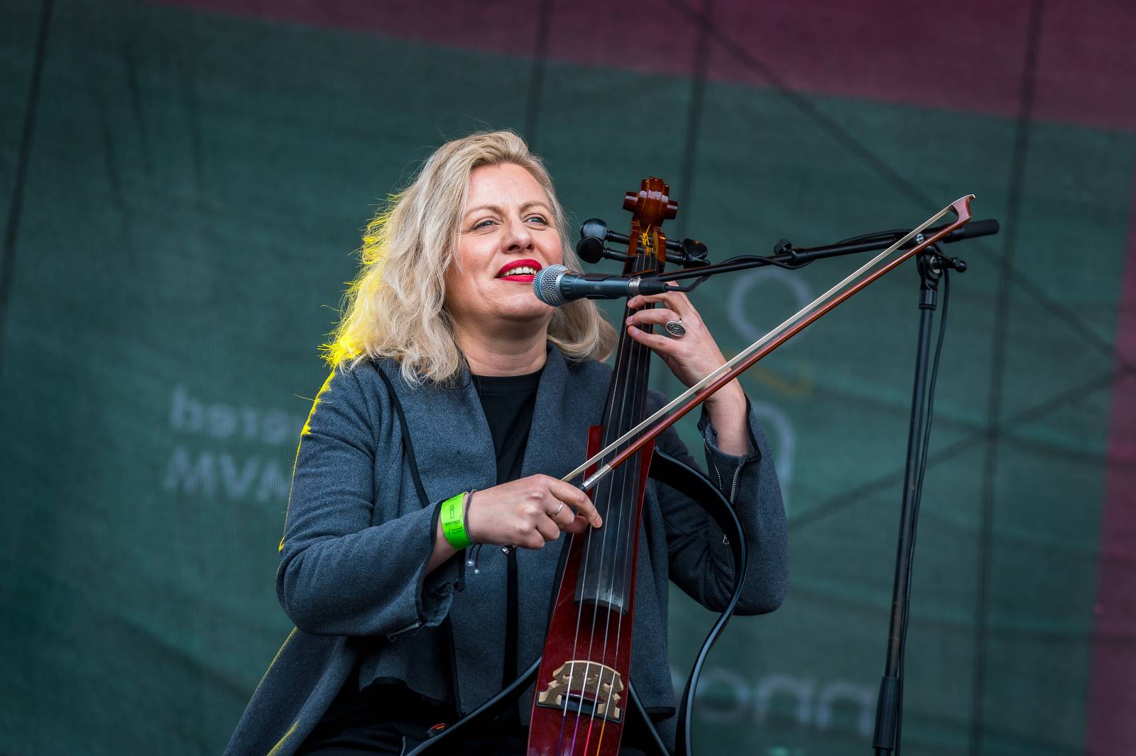 Mezi ploty, den druhý: Ani déšť nezkazil dobrou náladu. Zahráli Olympic, Aneta Langerová, Marta Jandová i Michal Hrůza