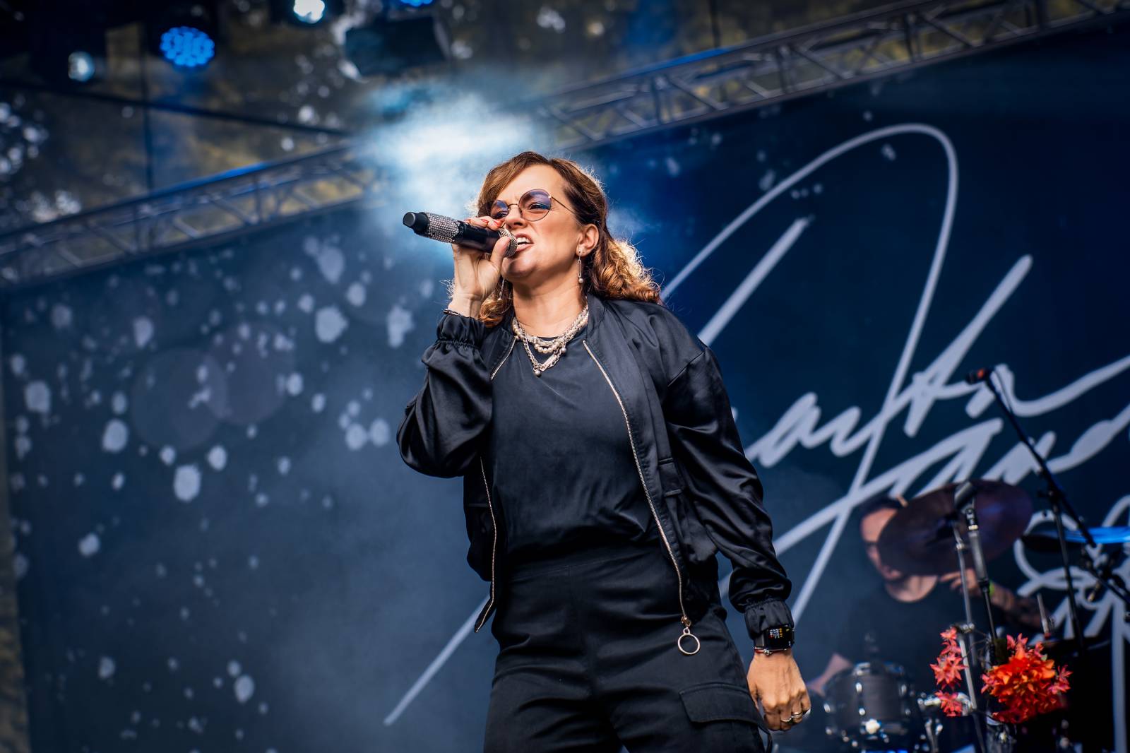 Mezi ploty, den druhý: Ani déšť nezkazil dobrou náladu. Zahráli Olympic, Aneta Langerová, Marta Jandová i Michal Hrůza