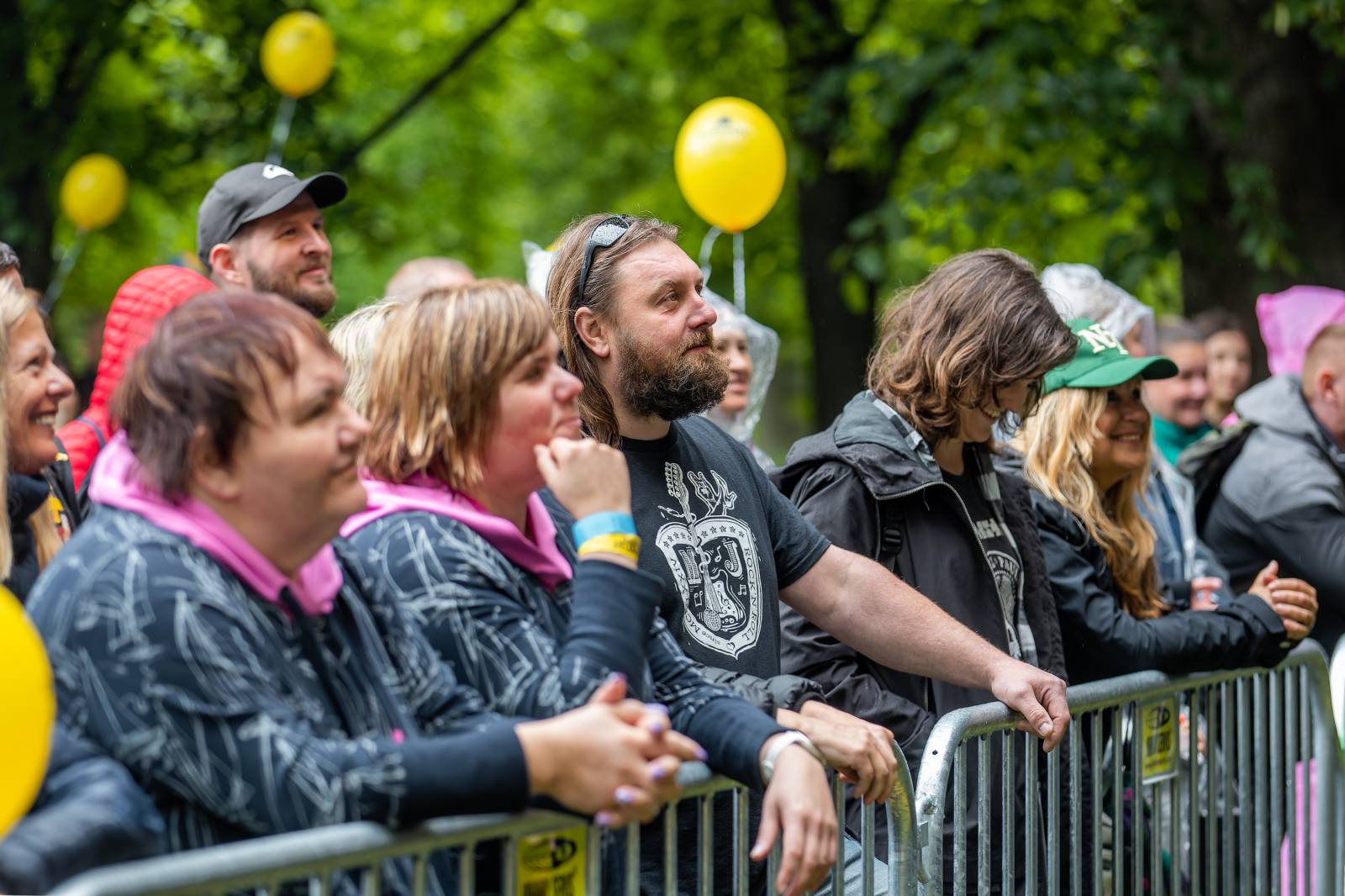 Mezi ploty, den druhý: Ani déšť nezkazil dobrou náladu. Zahráli Olympic, Aneta Langerová, Marta Jandová i Michal Hrůza