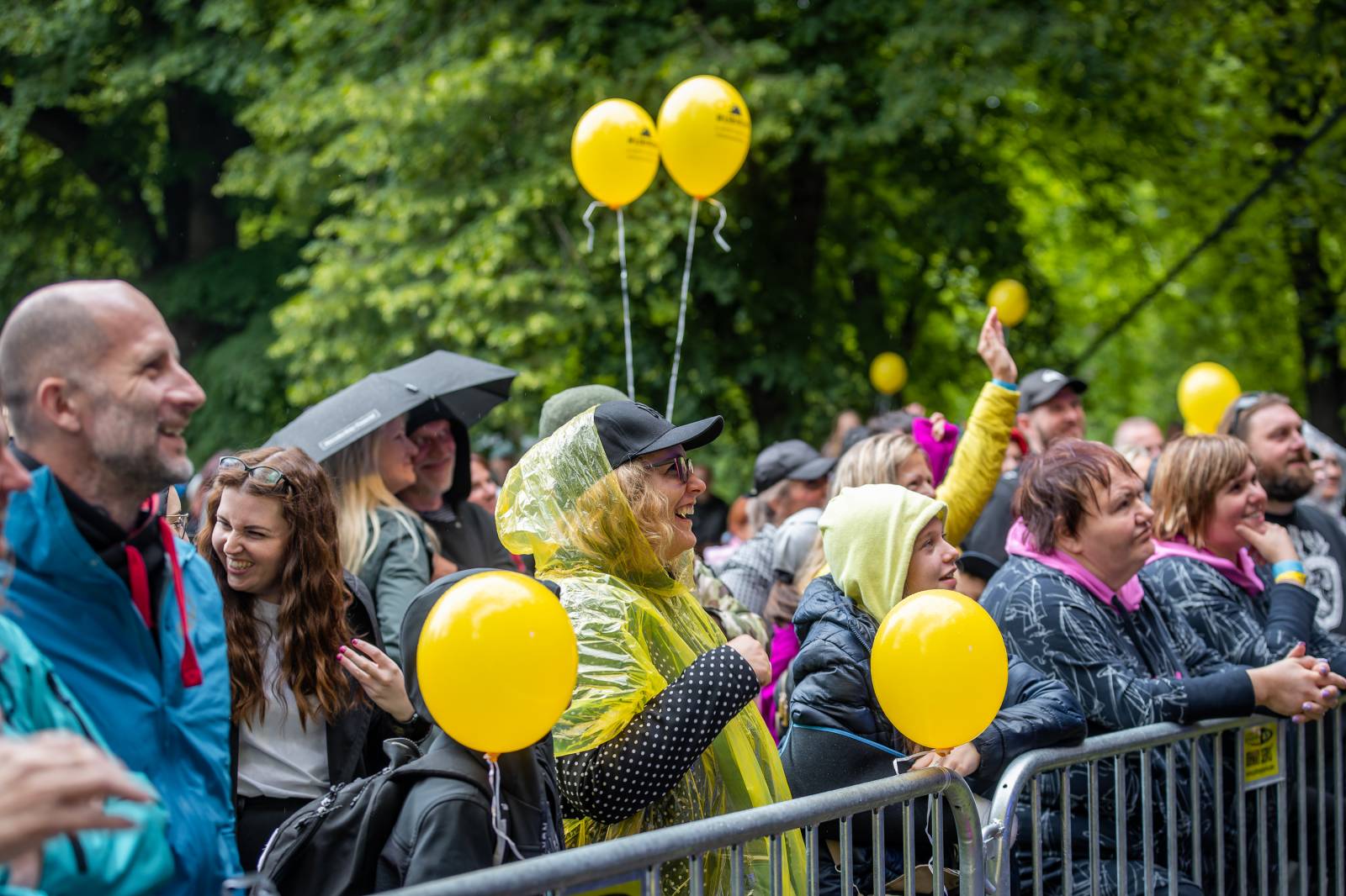 Mezi ploty, den druhý: Ani déšť nezkazil dobrou náladu. Zahráli Olympic, Aneta Langerová, Marta Jandová i Michal Hrůza
